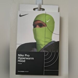 Nike Pro Hyperwarm Hood in Bright Green